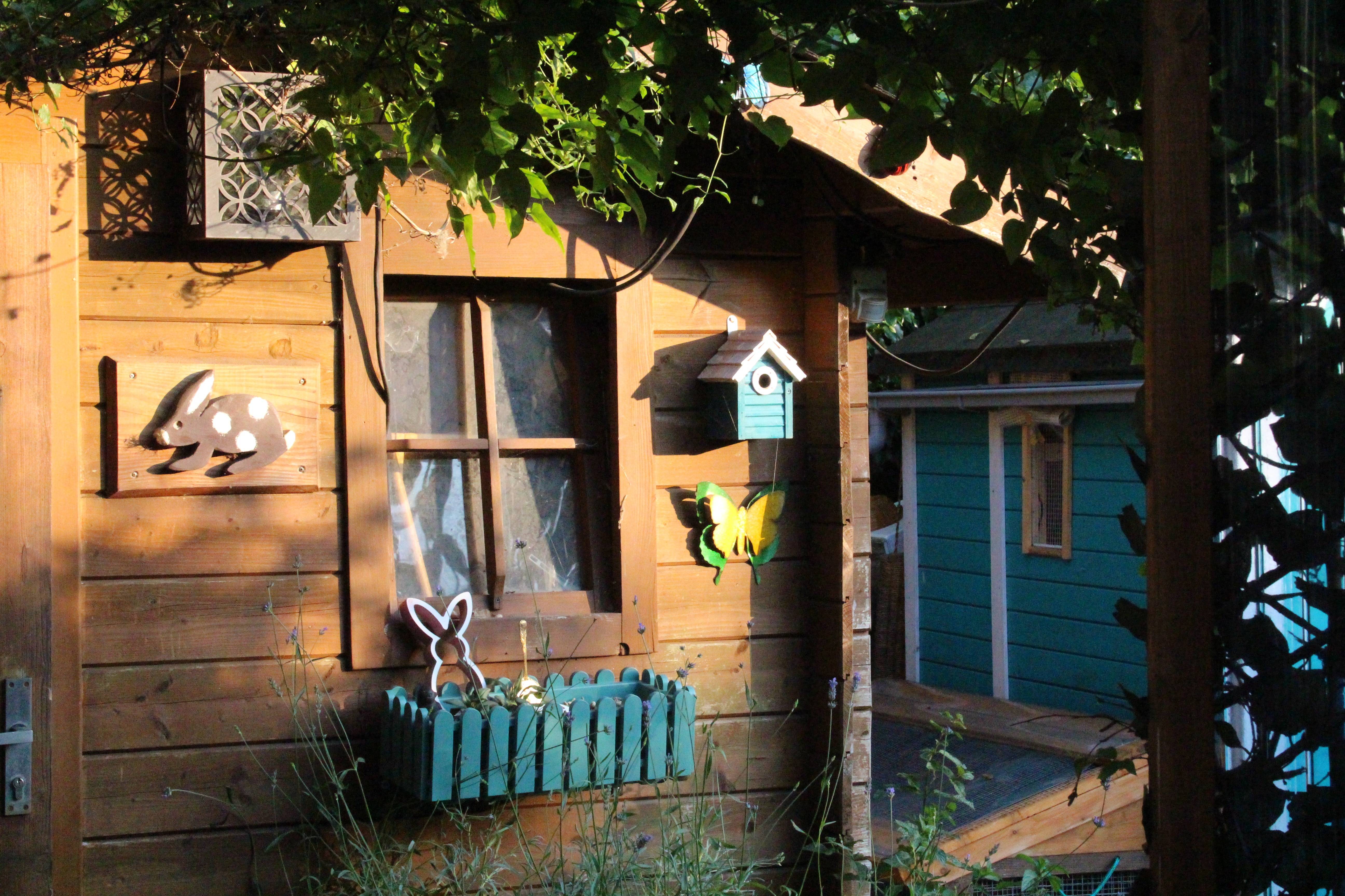 A photo of a garden shed.